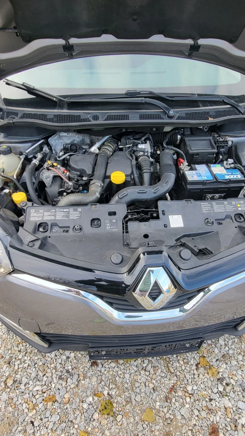 Renault Captur, снимка 12 - Автомобили и джипове - 52537314