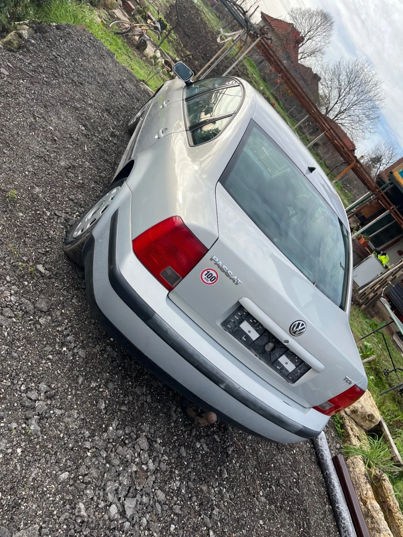 VW Passat, снимка 3 - Автомобили и джипове - 52729925