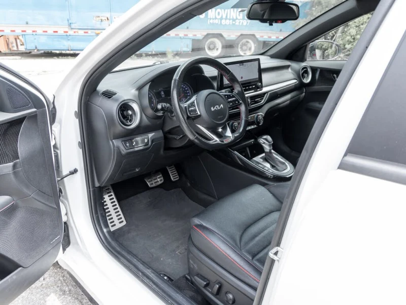 Kia Forte !GT!* АвтоКредит* Цена до БГ* , снимка 8 - Автомобили и джипове - 53526339