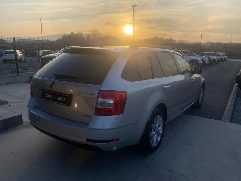 Skoda Octavia 1.4 G-tec* МЕТАН, снимка 6 - Автомобили и джипове - 42726749