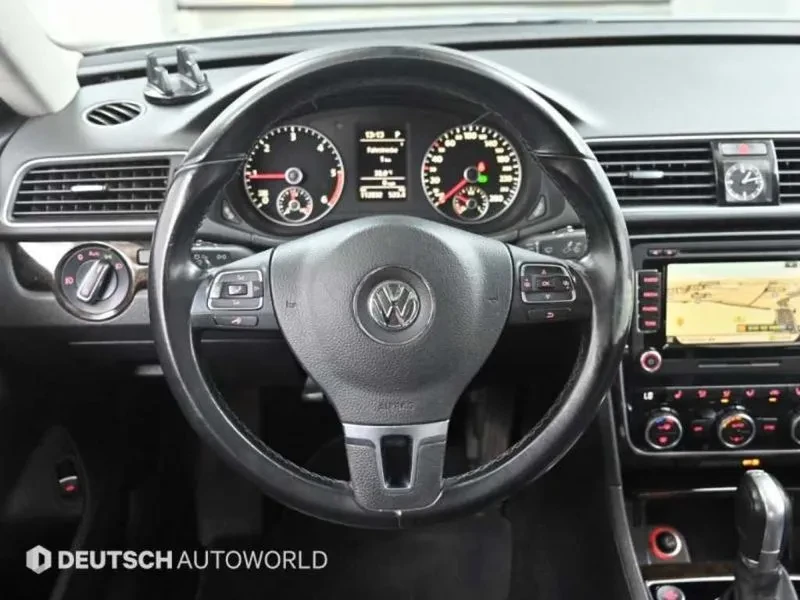 VW Passat New Passat 2.0 Tdi B7, снимка 13 - Автомобили и джипове - 55176444