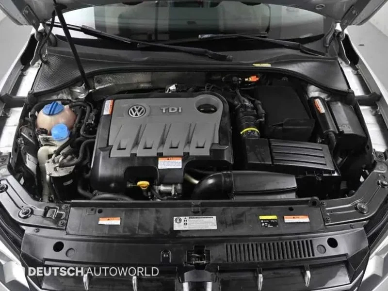 VW Passat New Passat 2.0 Tdi B7, снимка 6 - Автомобили и джипове - 55176444