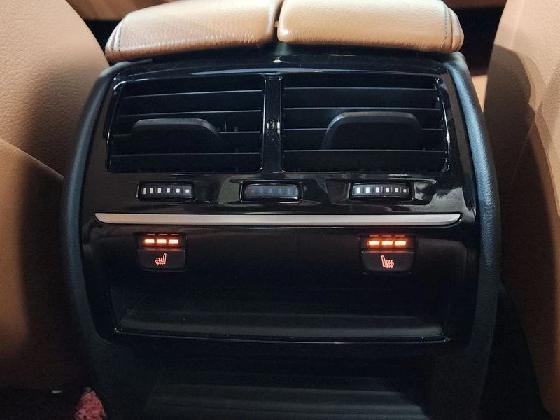 BMW 530 530I M Sports, снимка 16 - Автомобили и джипове - 55505412