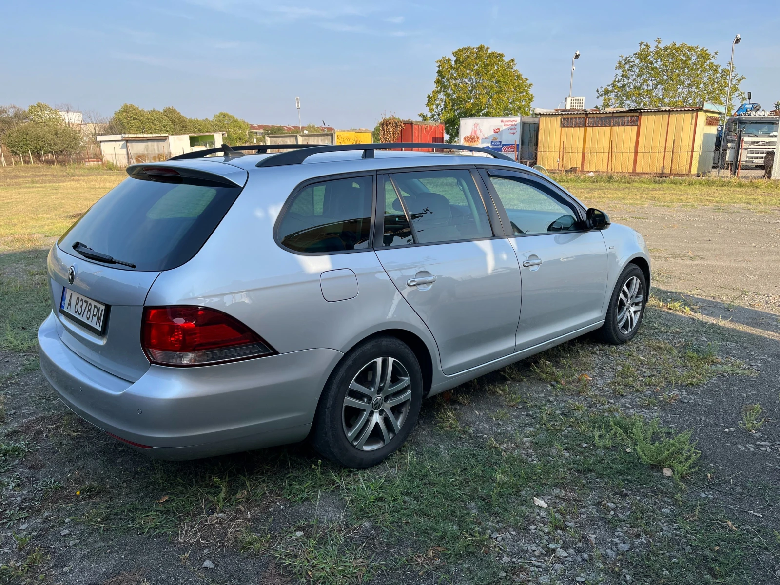 VW Golf 1.6 TDI 105hp MATCH - изображение 6