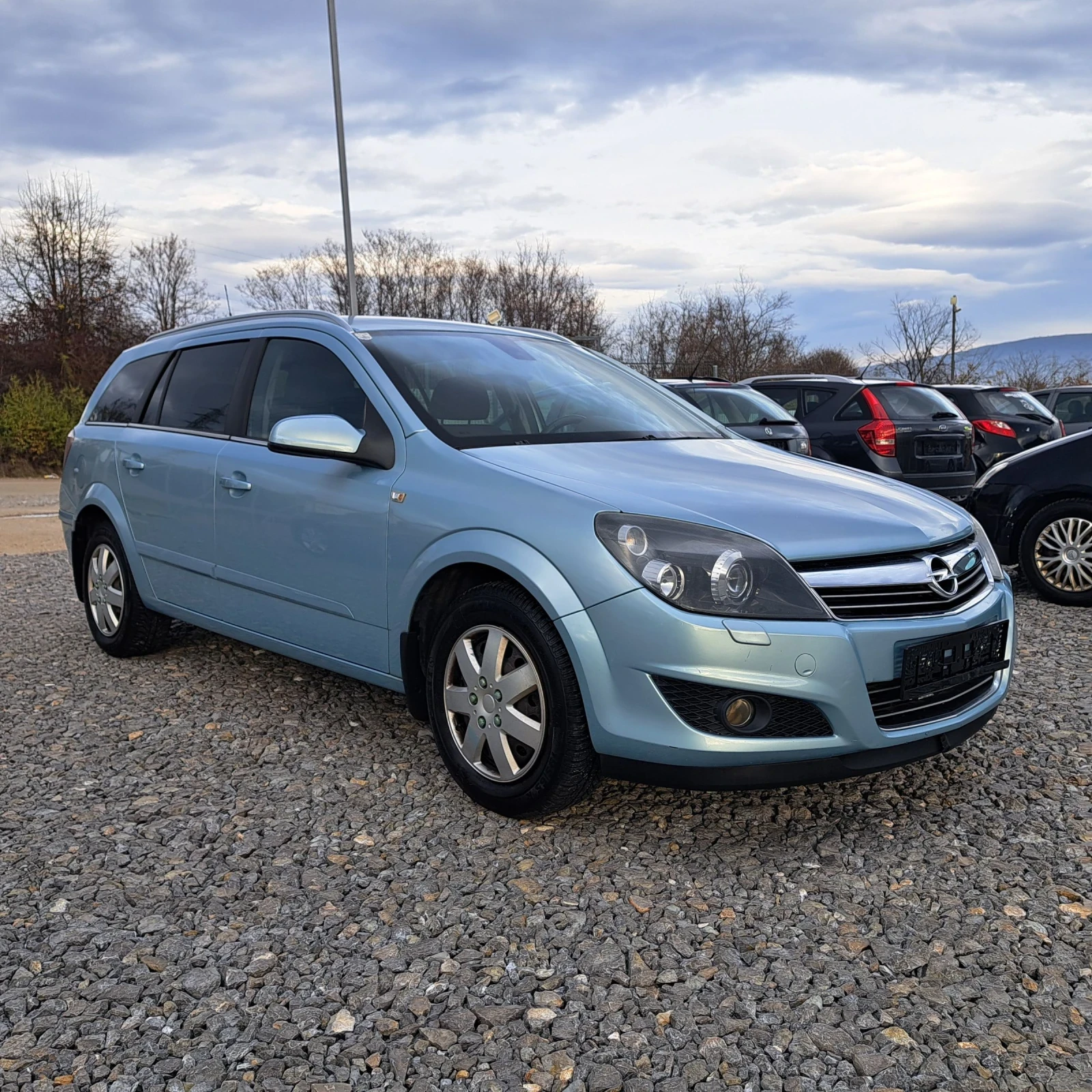 Opel Astra 1.6 клима - изображение 2