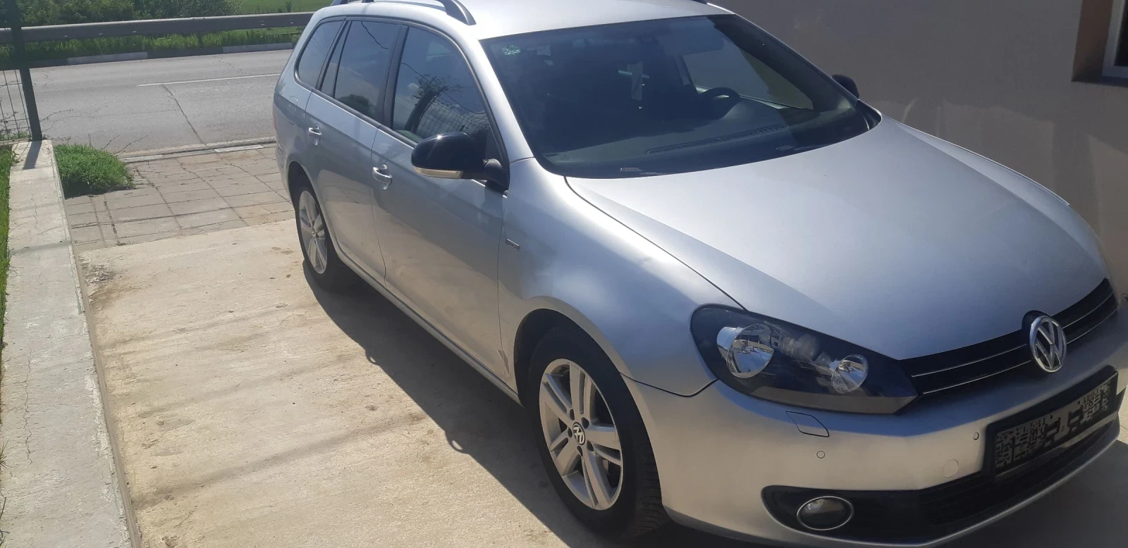 VW Golf 1.6-105 к.с, ЕВРО 5 - изображение 3