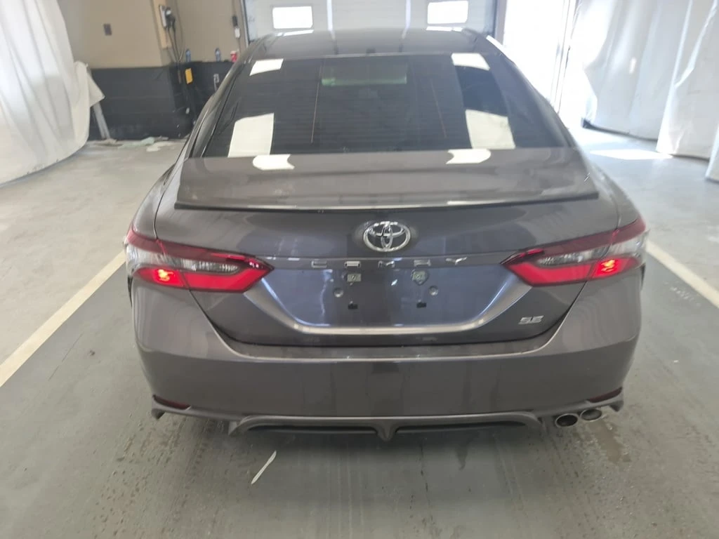 Toyota Camry  - изображение 6