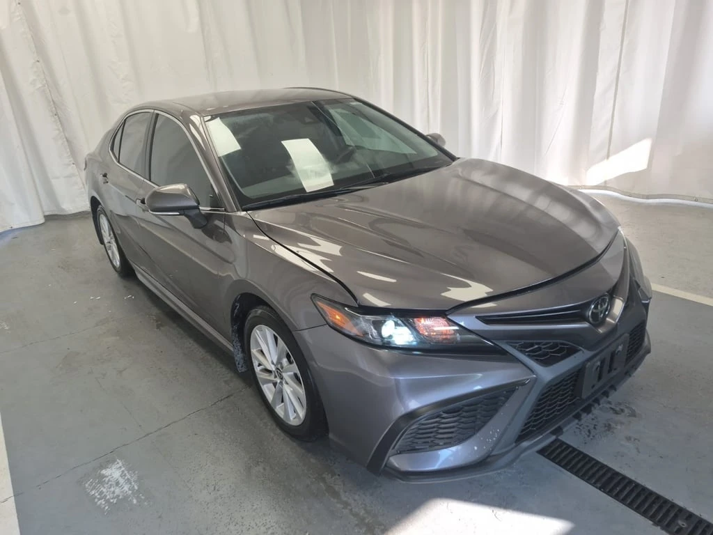 Toyota Camry  - изображение 2