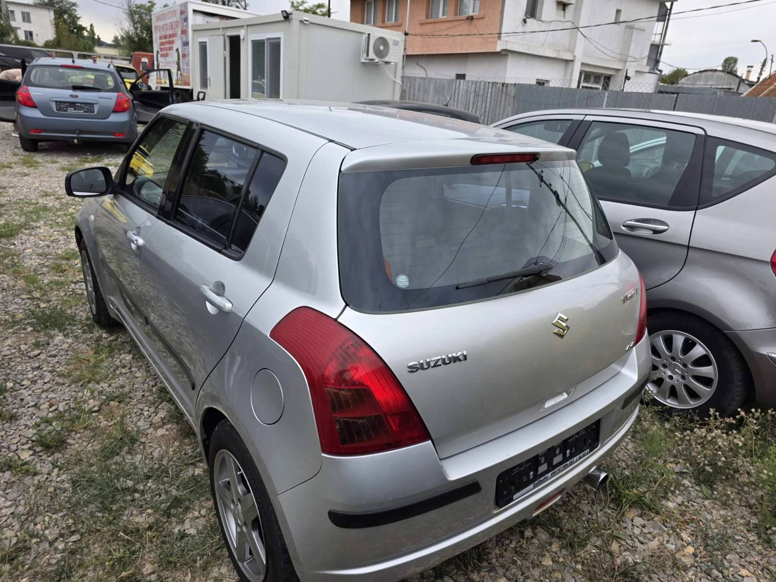 Suzuki Swift 1.3 | Mobile.bg   4