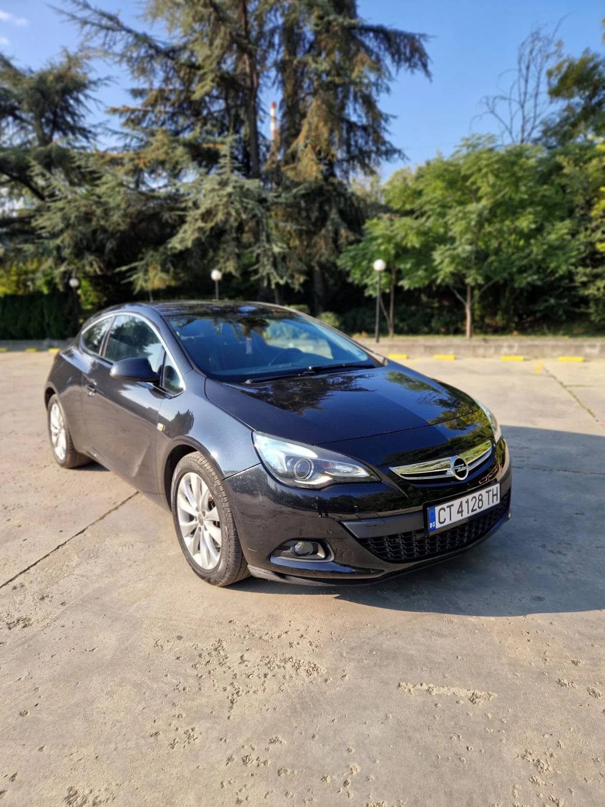Opel Astra 1.7 GTC - изображение 4