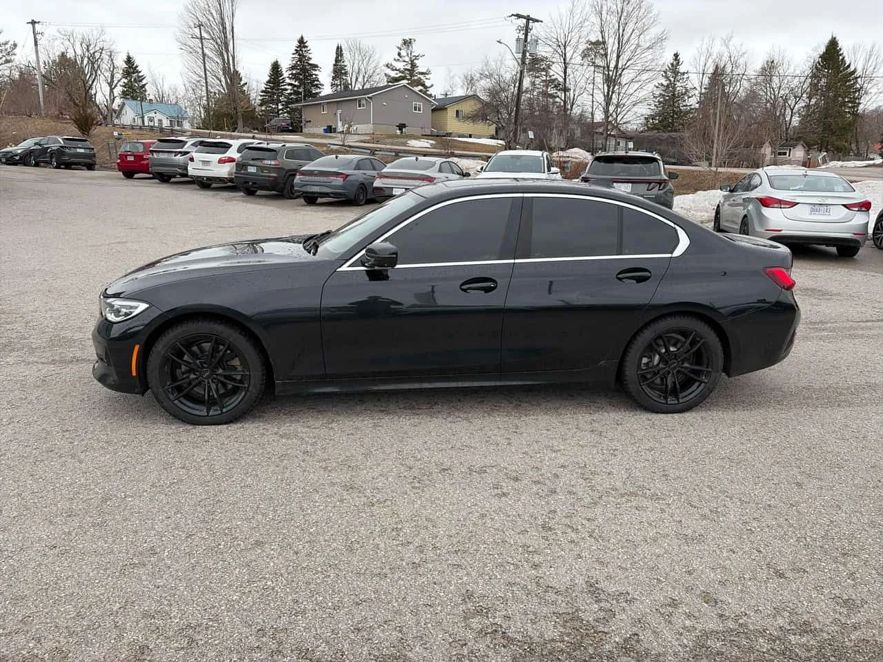 BMW 330 I xDrive * ПОДГРЕВИ* ПАНОРАМА* + ГУМИ С ДЖАНТИ, снимка 2 - Автомобили и джипове - 54183469