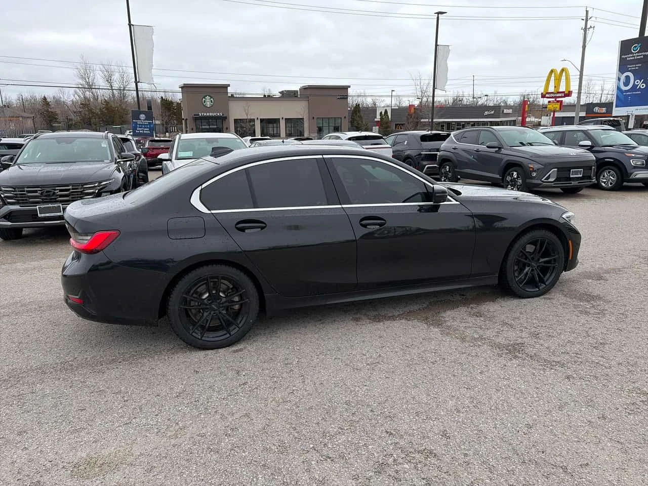 BMW 330 I xDrive * ПОДГРЕВИ* ПАНОРАМА* + ГУМИ С ДЖАНТИ, снимка 3 - Автомобили и джипове - 54183469