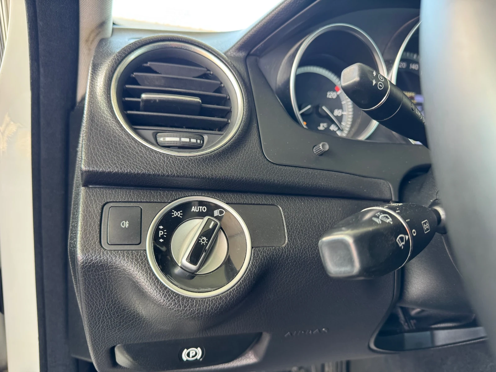 Mercedes-Benz C 200 CDI FACELIFT AVTOMAT, снимка 7 - Автомобили и джипове - 54383278