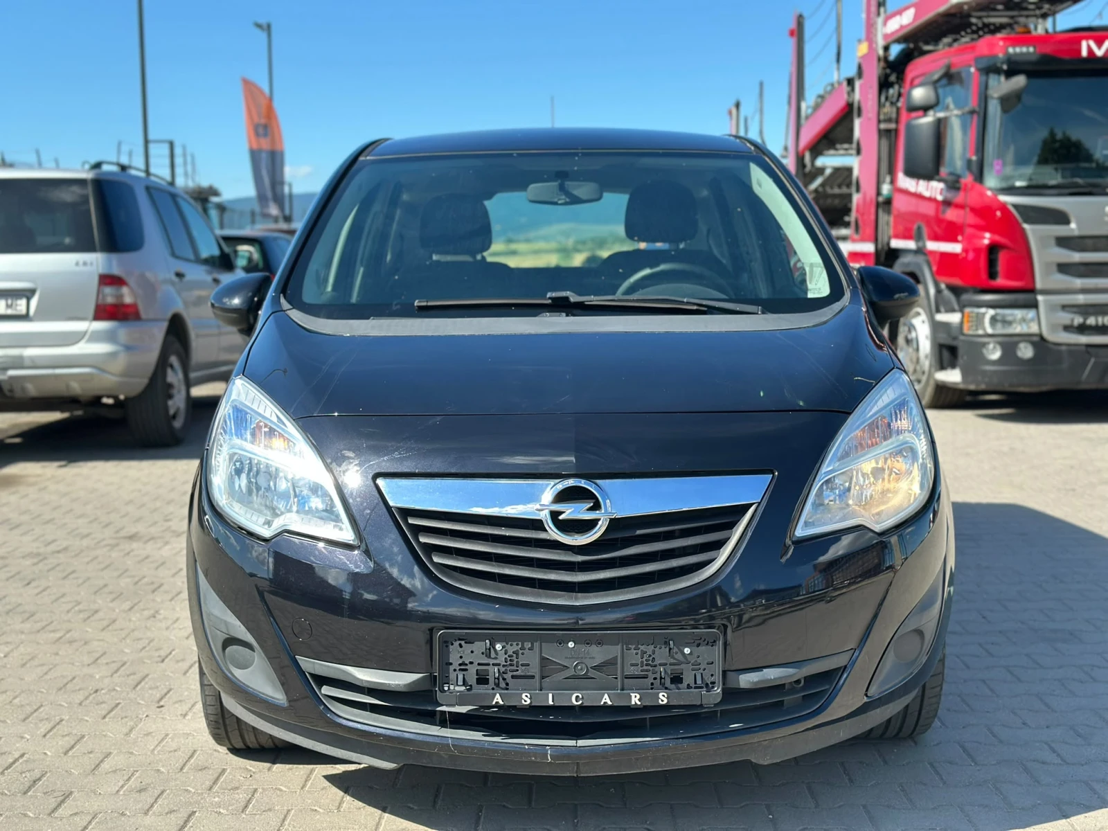 Opel Meriva / 1.4 I / 101 HP / EURO 5 / , снимка 8 - Автомобили и джипове - 54943614