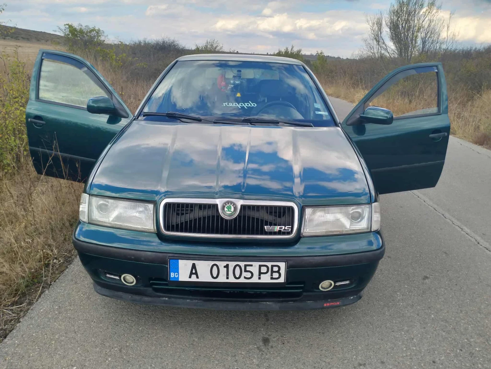 Skoda Octavia 1.6 i, снимка 4 - Автомобили и джипове - 55010568