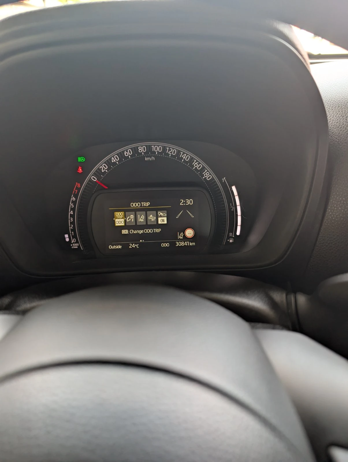Toyota Aygo X-Cross, снимка 10 - Автомобили и джипове - 55408301