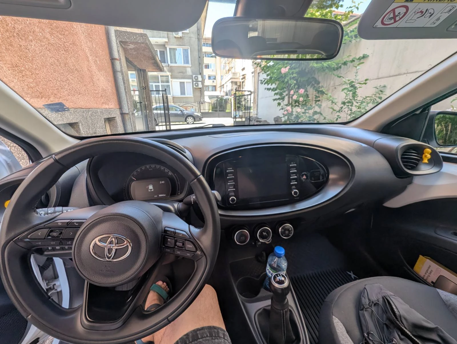 Toyota Aygo X-Cross, снимка 6 - Автомобили и джипове - 55408301