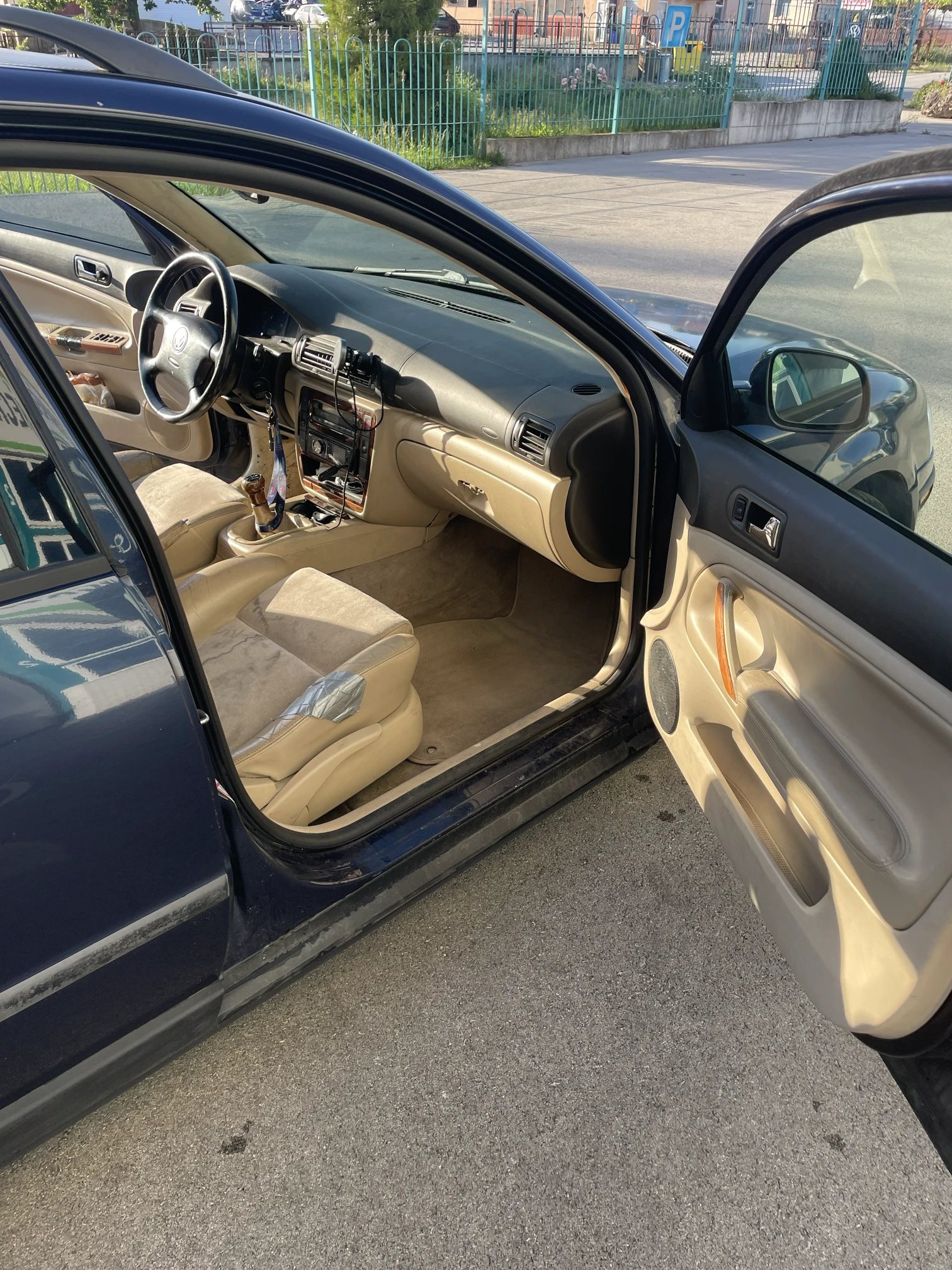 VW Passat, снимка 8 - Автомобили и джипове - 55545614