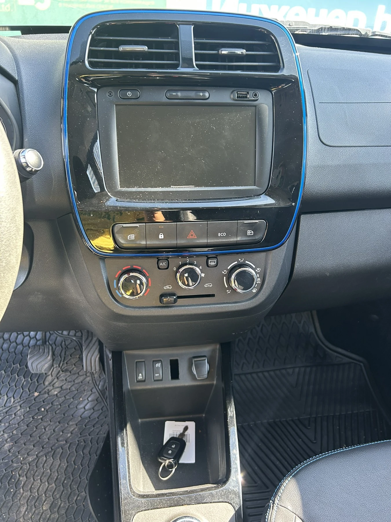 Dacia Spring, снимка 11 - Автомобили и джипове - 56197759