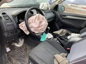 Isuzu D-max 2.5TDi 163к.с. на части, снимка 6