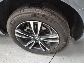 Volvo XC60 D5 MOMENTUM, снимка 10