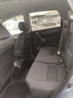 Honda Cr-v 2.0  4* 4 | Mobile.bg    6