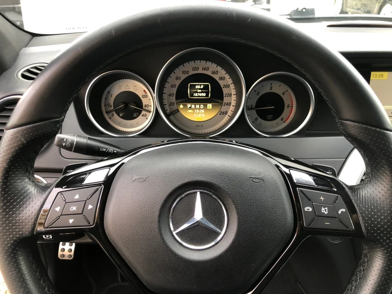 Mercedes-Benz 250 CDI/AMG-PAKET/4 MATIC/FULL/УНИКАТ-ШВЕЙЦАРИЯ, снимка 13 - Автомобили и джипове - 52774097