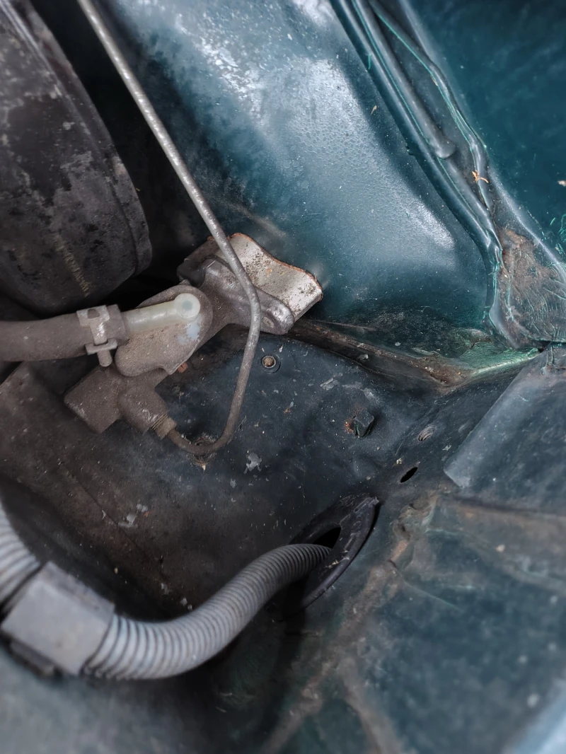 Toyota Rav4 Бензин 4x4, снимка 8 - Автомобили и джипове - 53419585