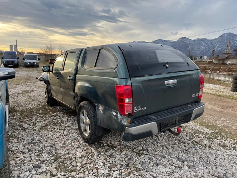 Isuzu D-max 2.5TDi 163к.с. на части, снимка 1 - Автомобили и джипове - 35698754