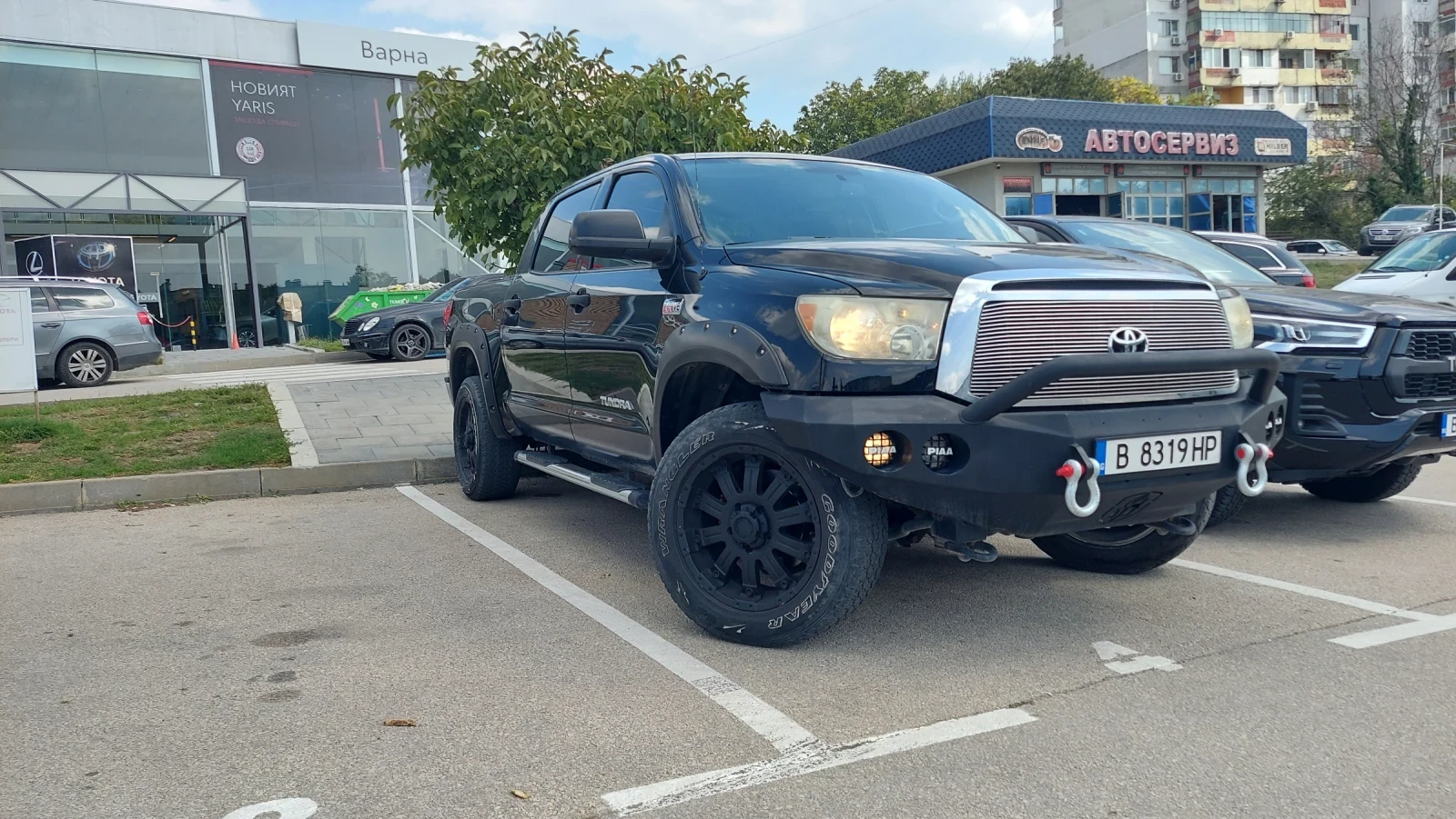 Toyota Tundra ГАЗ 5.7 CREWMAX SR5  - изображение 2