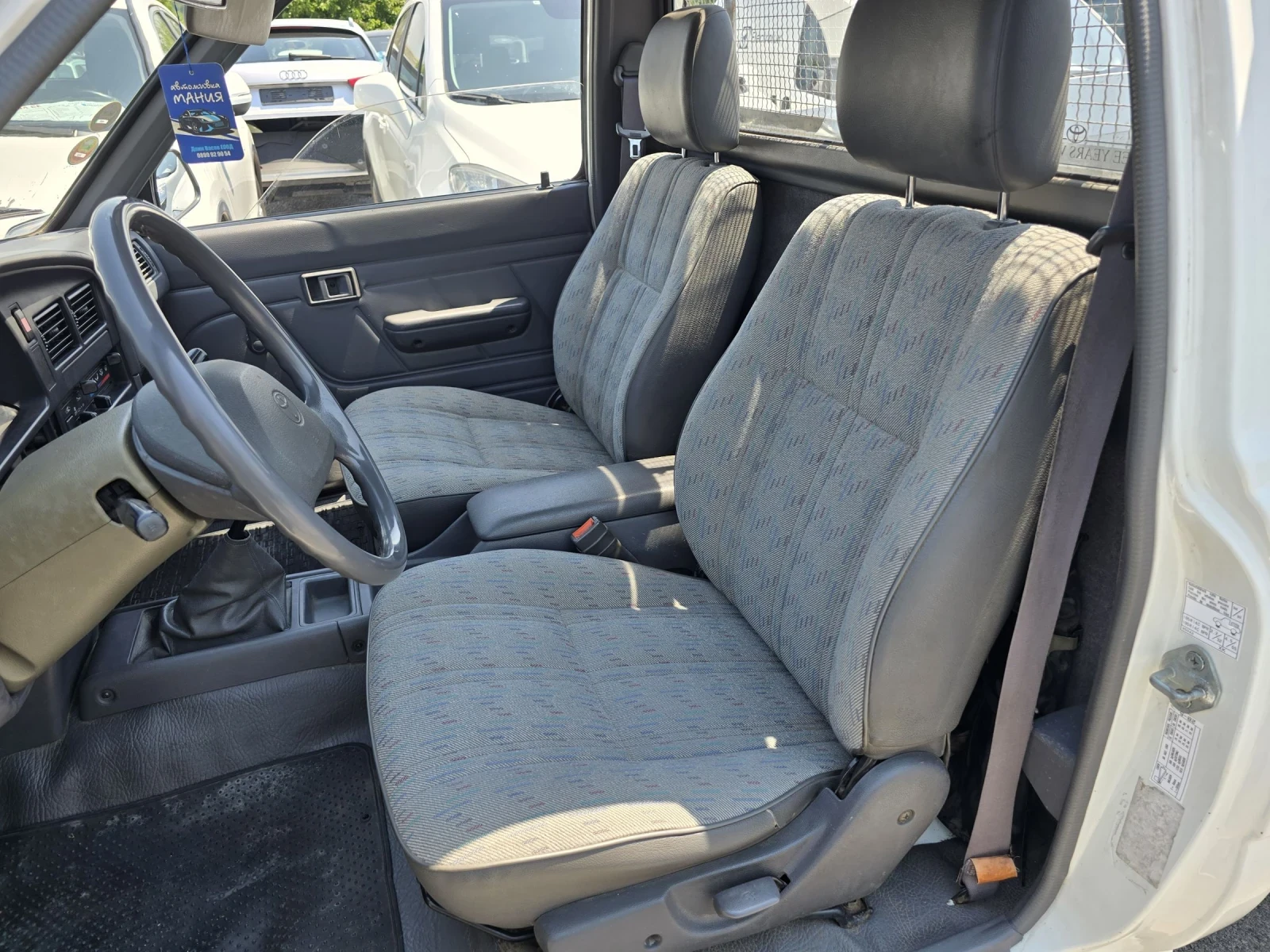Toyota Hilux D - изображение 10