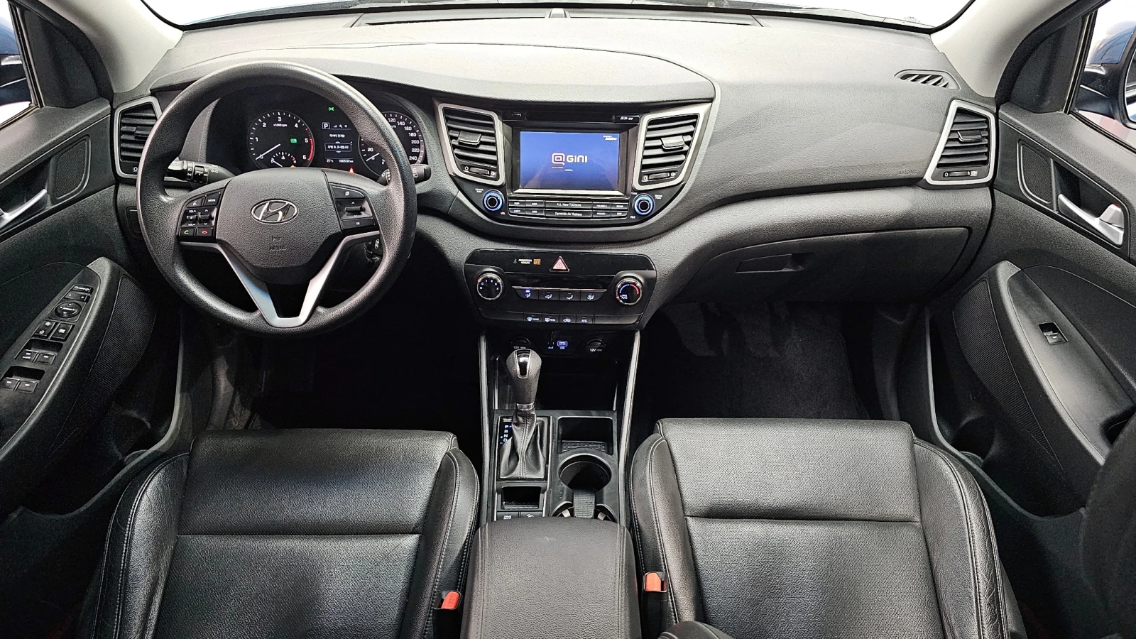Hyundai Tucson 2.0 4WD STYLE - изображение 7