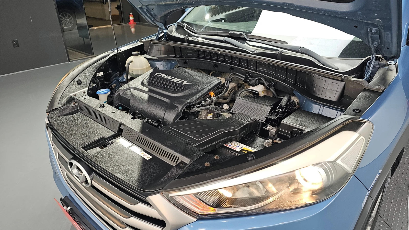 Hyundai Tucson 2.0 4WD STYLE - изображение 6