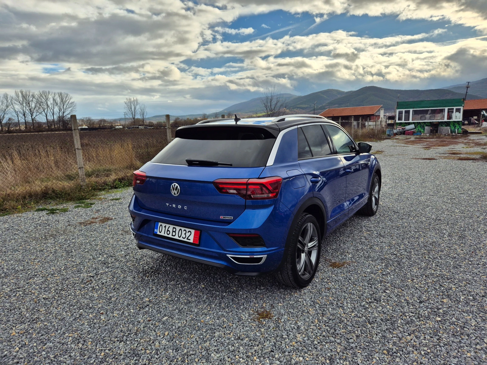 VW T-Roc 2.0TDI* R-Line* 4×4*  - изображение 4