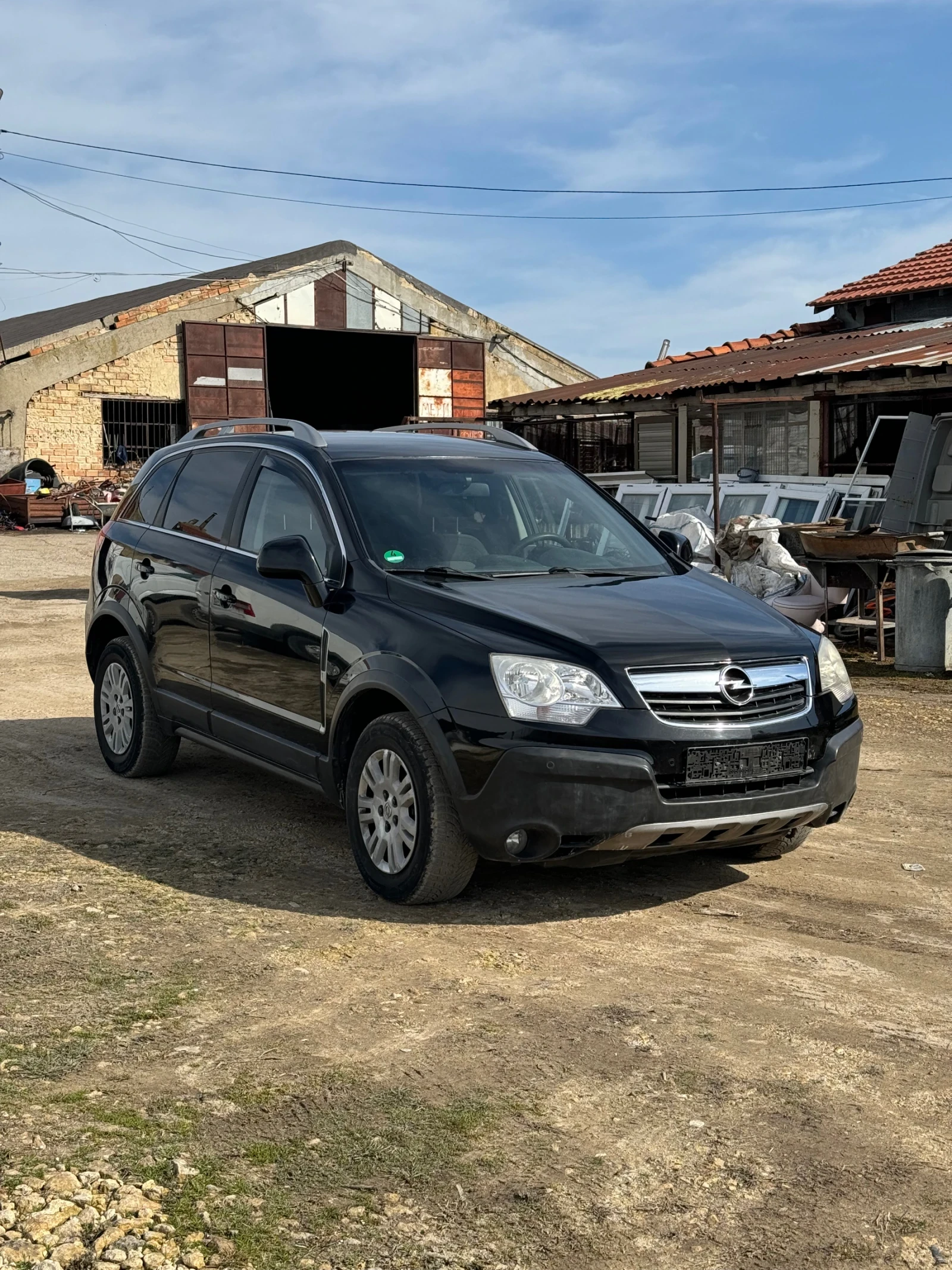 Opel Antara Като нов, снимка 2 - Автомобили и джипове - 53708156