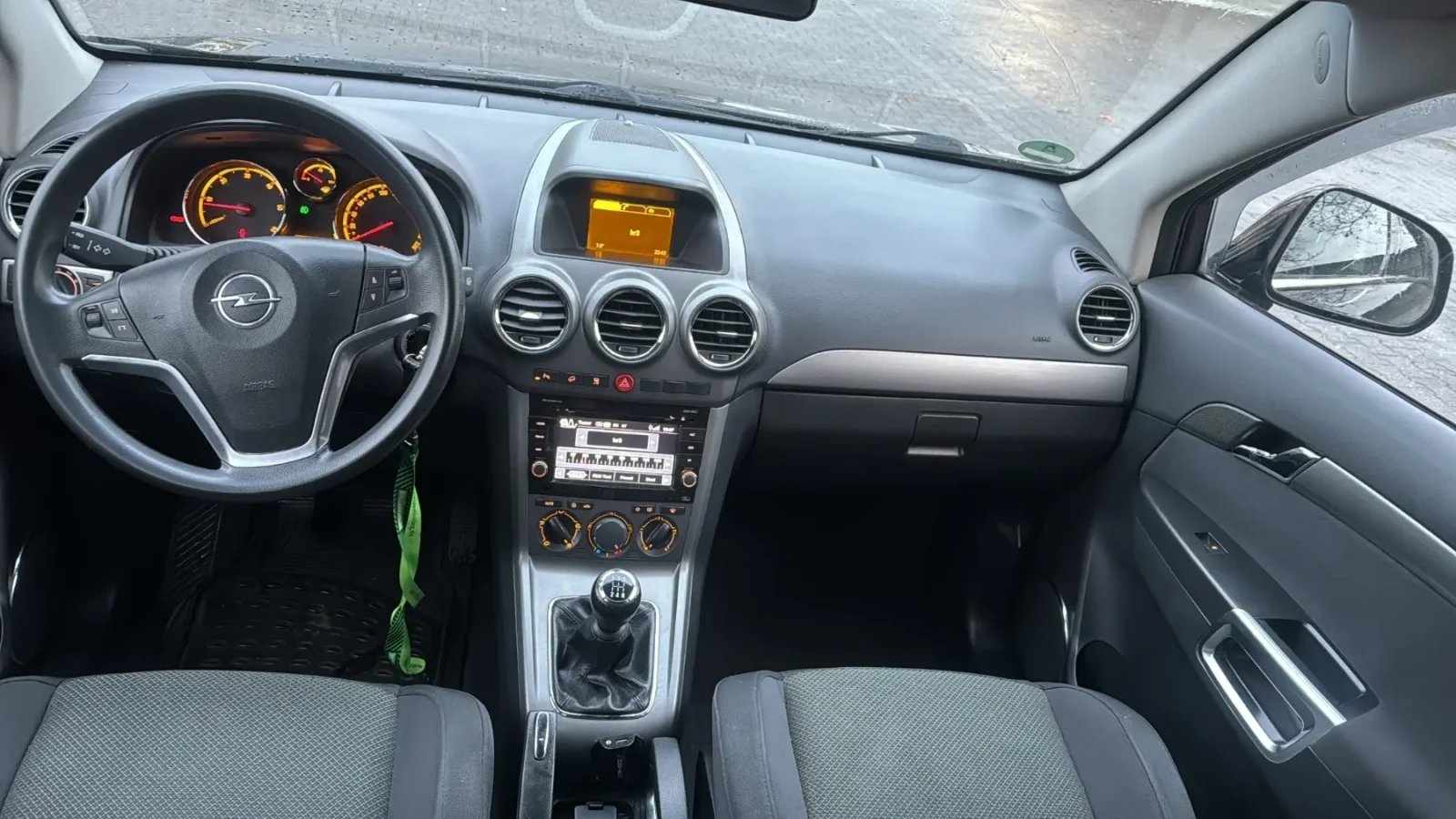 Opel Antara Като нов, снимка 6 - Автомобили и джипове - 53708156