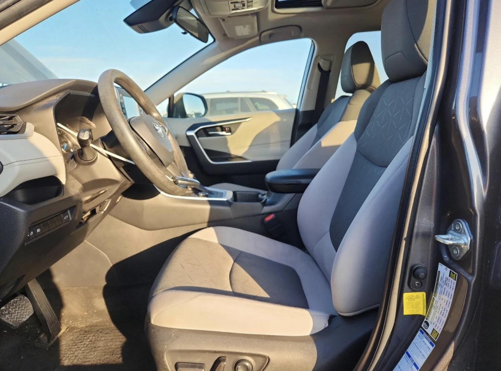 Toyota Rav4  XLE * Hybrid* , снимка 7 - Автомобили и джипове - 53825756