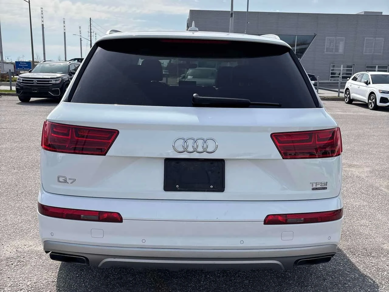 Audi Q7 Komfort /CAMERA/ПОДГРЕВИ, снимка 4 - Автомобили и джипове - 54312813