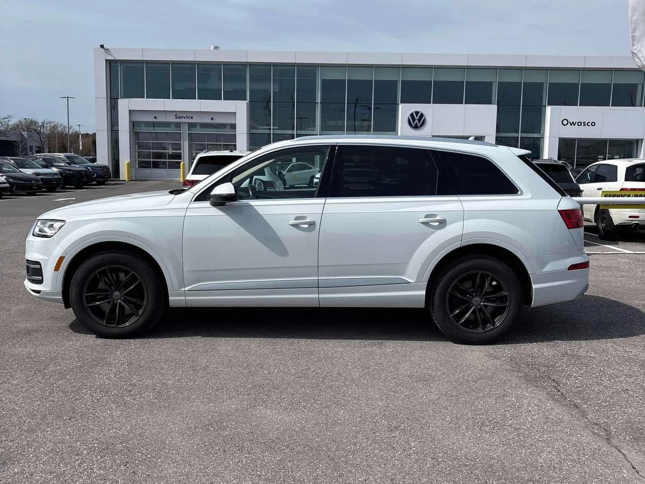 Audi Q7 Komfort /CAMERA/ПОДГРЕВИ, снимка 2 - Автомобили и джипове - 54312813