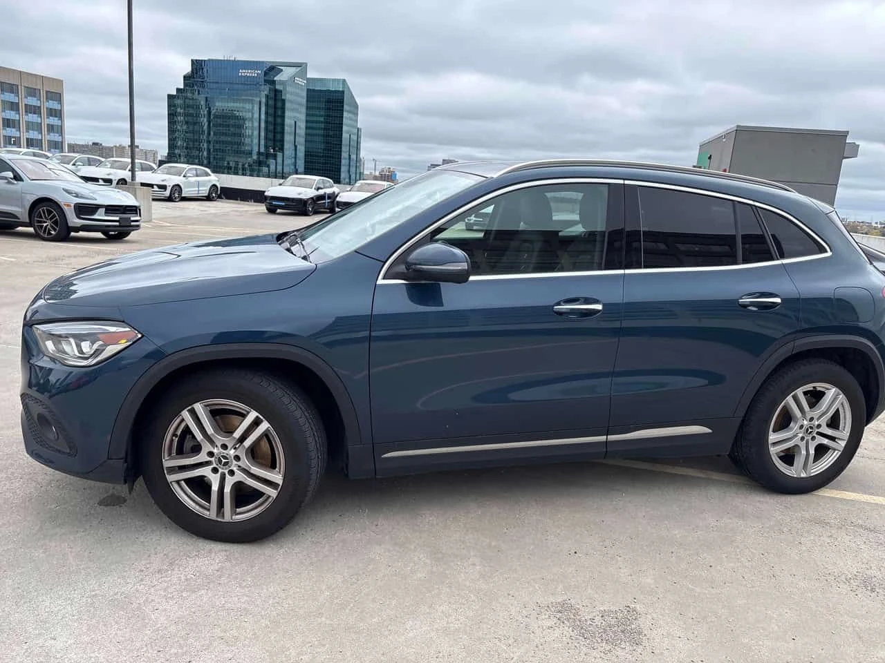 Mercedes-Benz GLA 250 * КАМЕРА * 2 КЛЮЧА * ПОДГРЕВ * АВТОКРЕДИТ, снимка 15 - Автомобили и джипове - 54557176