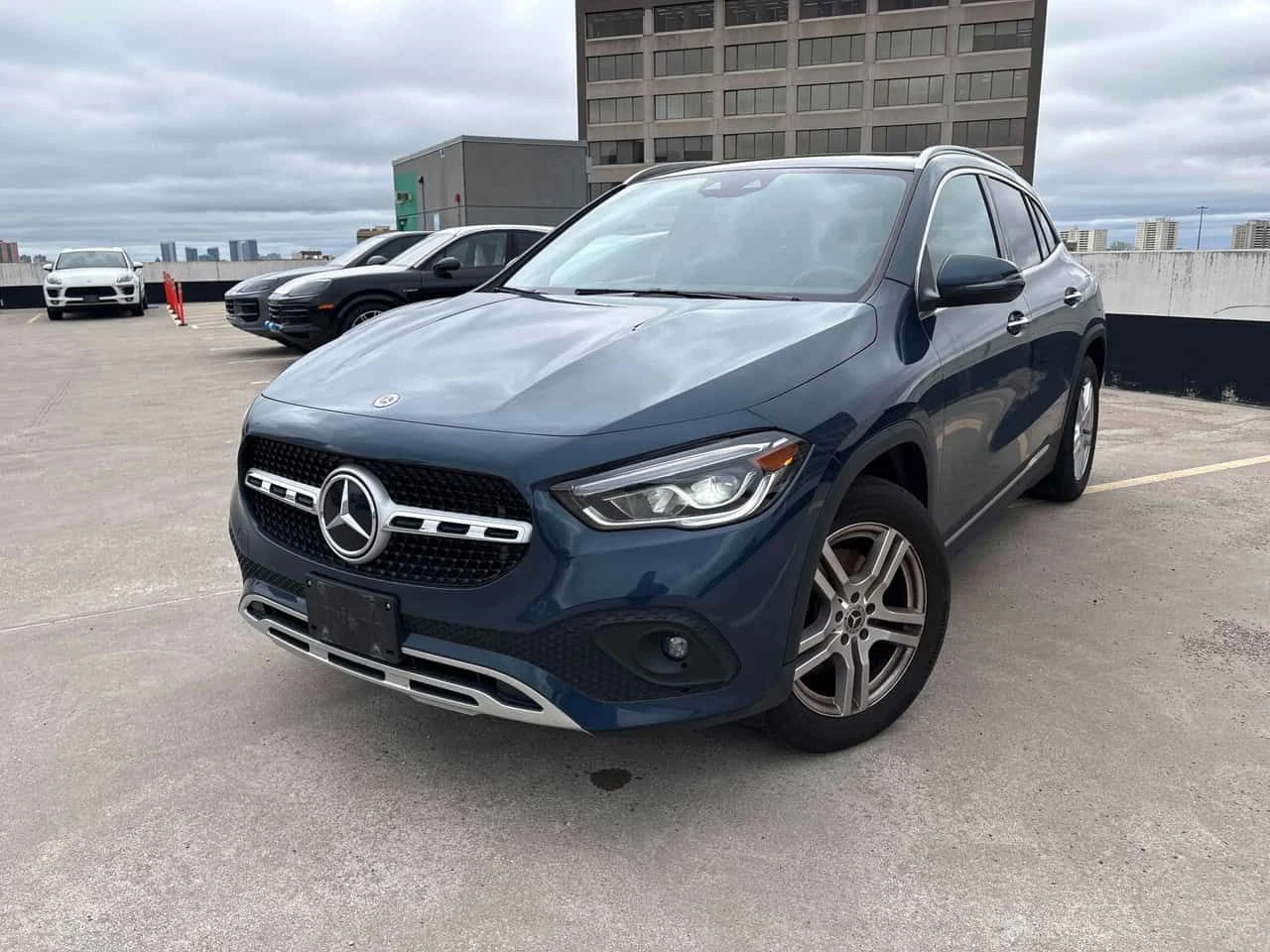 Mercedes-Benz GLA 250 * КАМЕРА * 2 КЛЮЧА * ПОДГРЕВ * АВТОКРЕДИТ