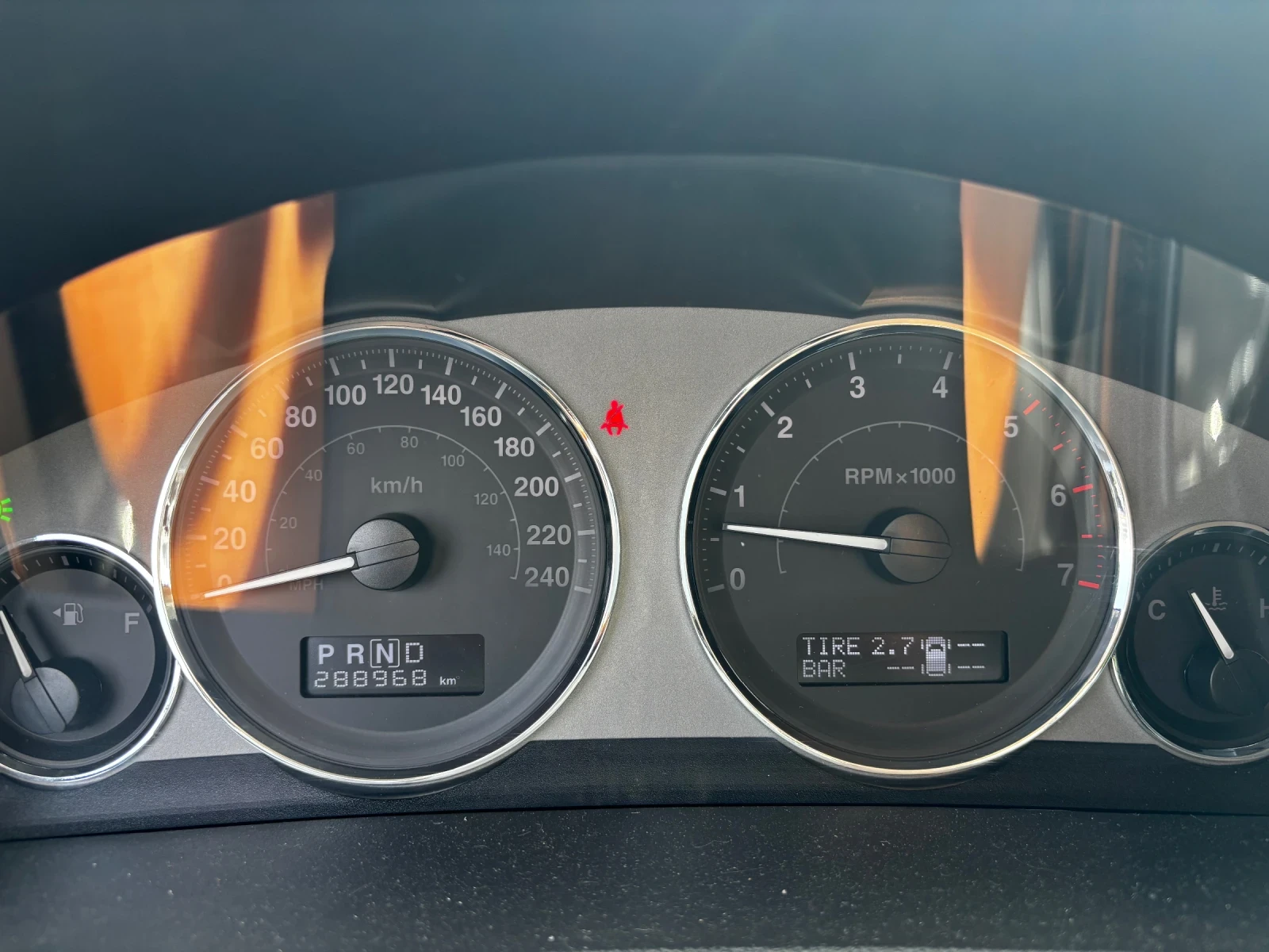 Jeep Grand cherokee S Limited, Комплект зимни и летни гуми., снимка 2 - Автомобили и джипове - 55069710