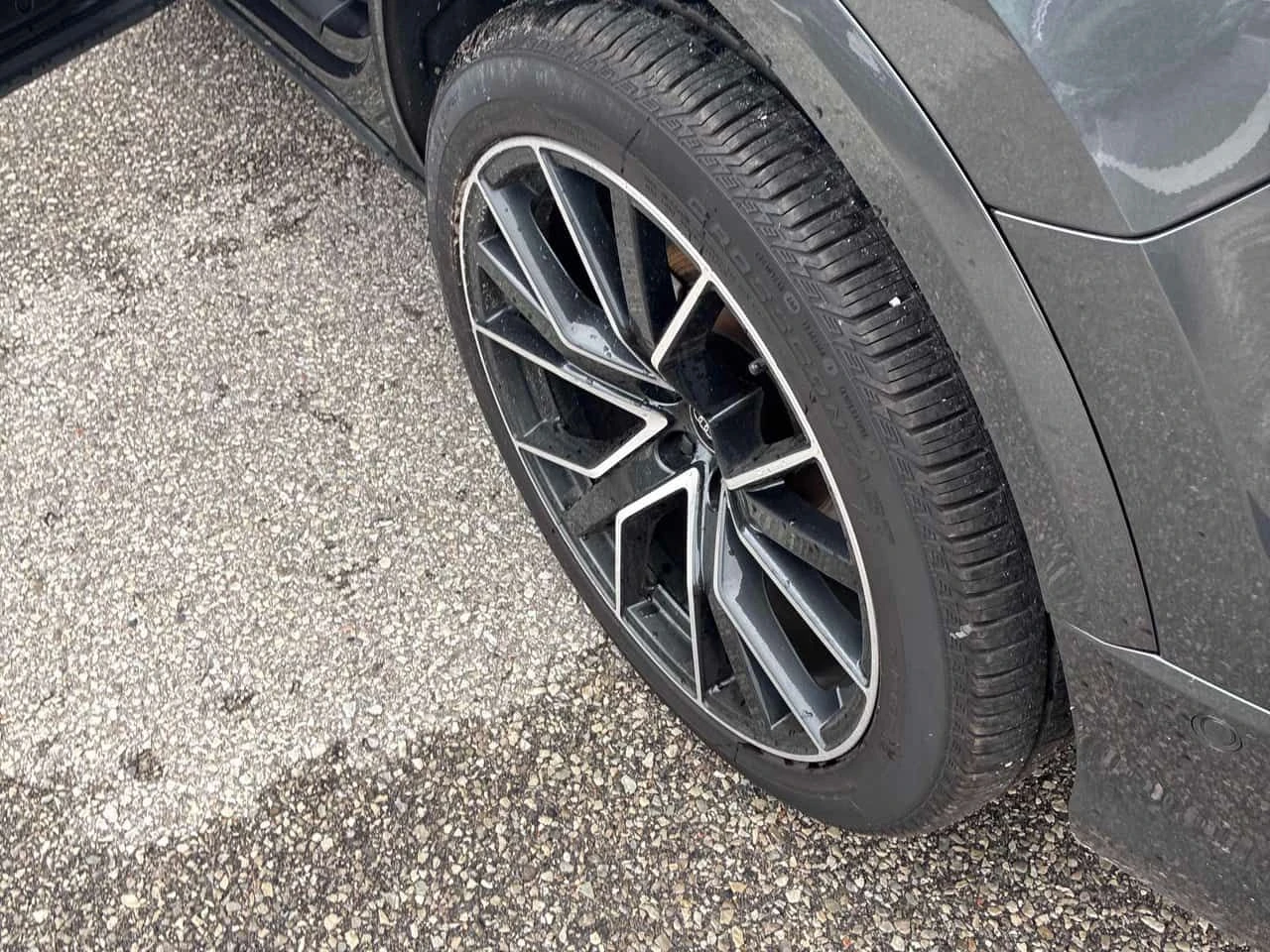 Audi Q8 * Progressiv * CARFAX * ОПЦИЯ ЗА ФИНАНСИРАНЕ, снимка 12 - Автомобили и джипове - 55399149
