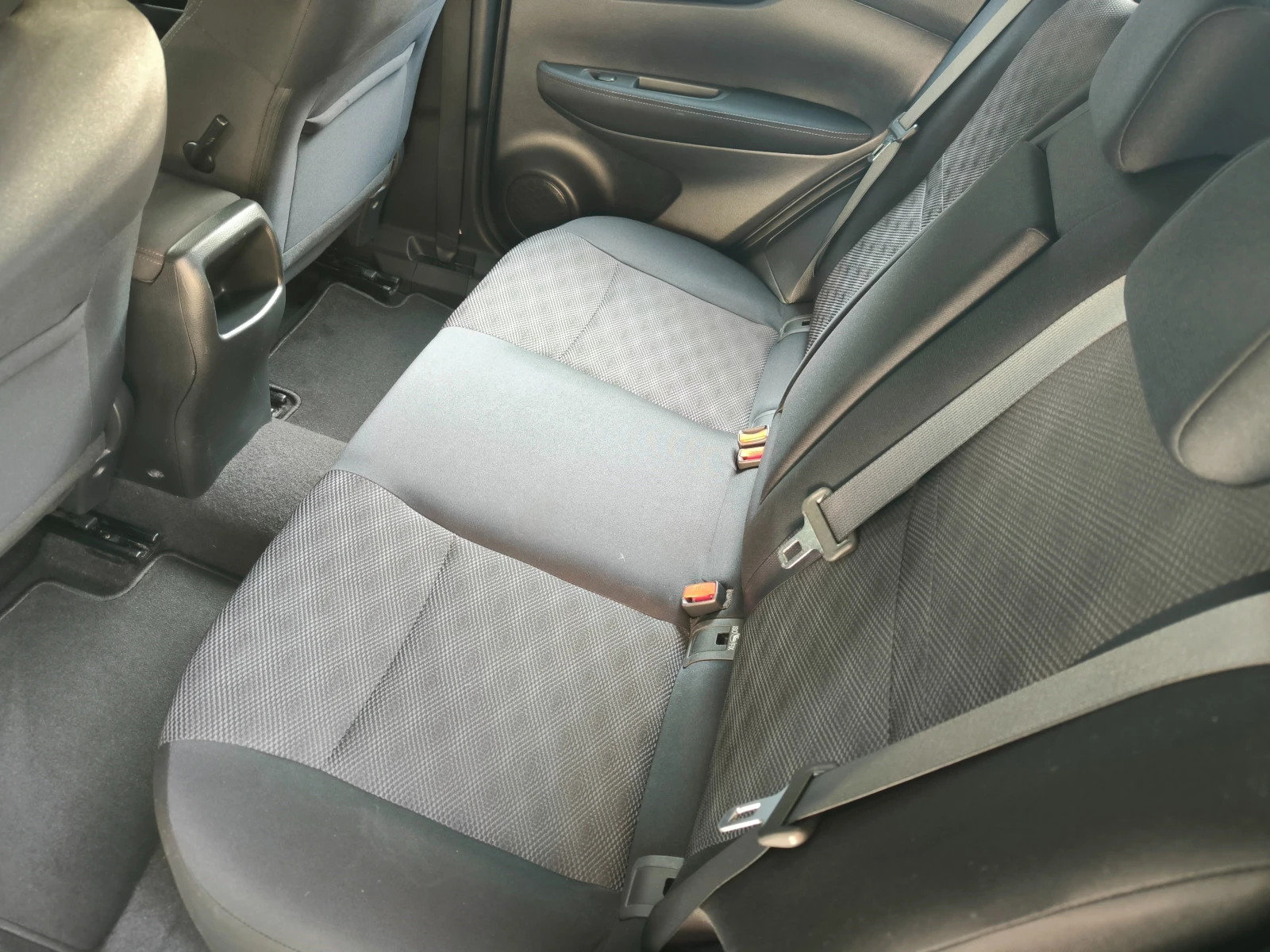 Nissan Qashqai 1, 5DCi-110�.�.-6��������, ����, ���� 6 | Mobile.bg � ����������� 12