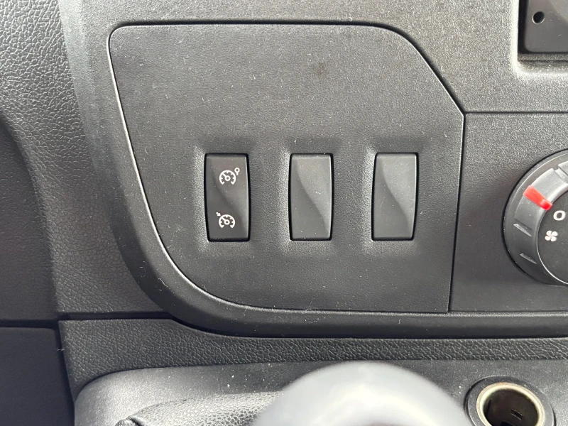 Renault Master 2.3TD/СПЕЦИАЛЕН/ВЕРИГА, снимка 12 - Бусове и автобуси - 51998355