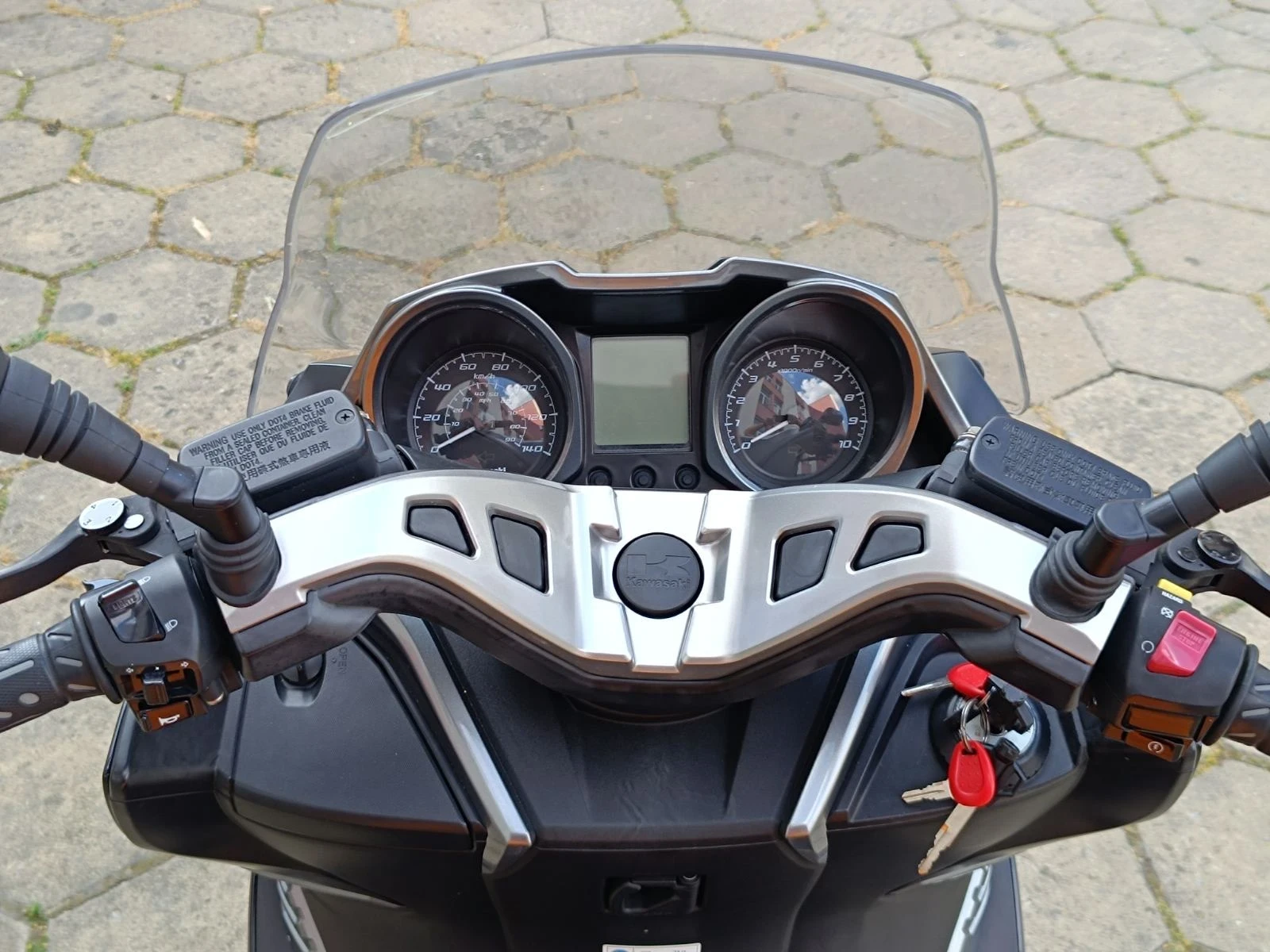 Kawasaki J125 10000 км. / 125 i / ABS  - изображение 9