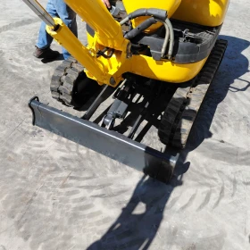 ����� Komatsu PC10MR * �������� * �� 600 ���� *  | Mobile.bg � ����� ������ 9