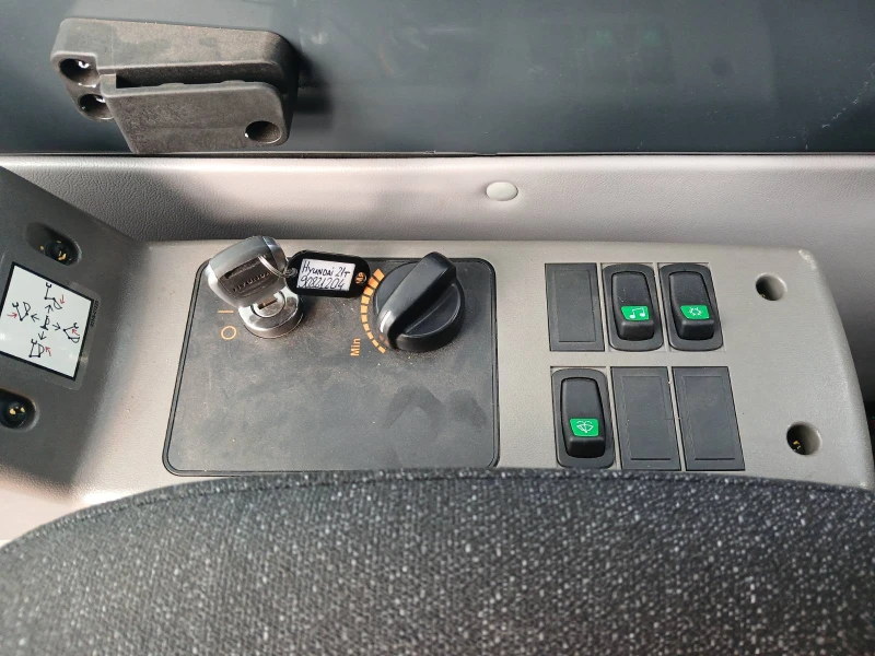 Багер Hyundai R210 Smart Plus, снимка 15 - Индустриална техника - 52621739
