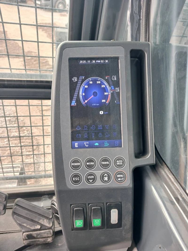 Багер Hyundai R210 Smart Plus, снимка 12 - Индустриална техника - 52621739