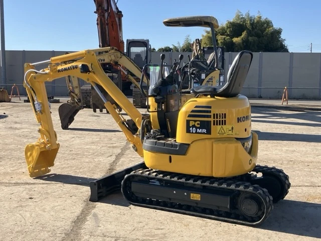 Багер Komatsu PC10MR - РАЗШИРЯЕМИ ВЕРИГИ - ОЧАКВАН 14.04.2026!!!, снимка 3 - Индустриална техника - 52887522